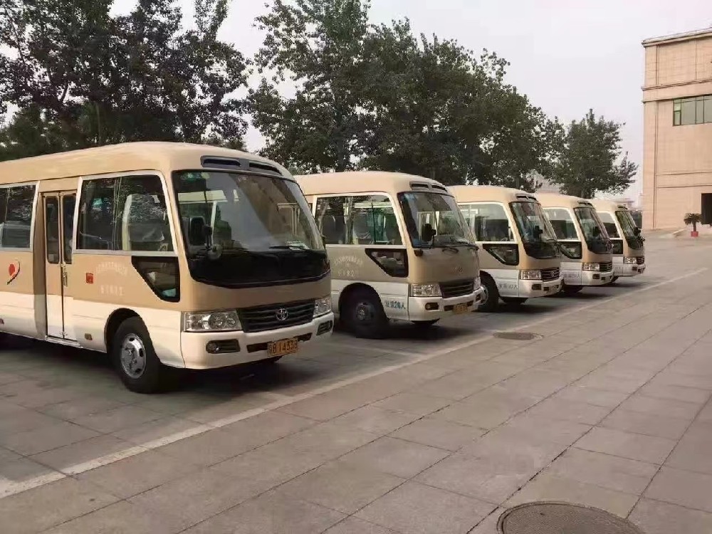 北京校車(chē)租賃